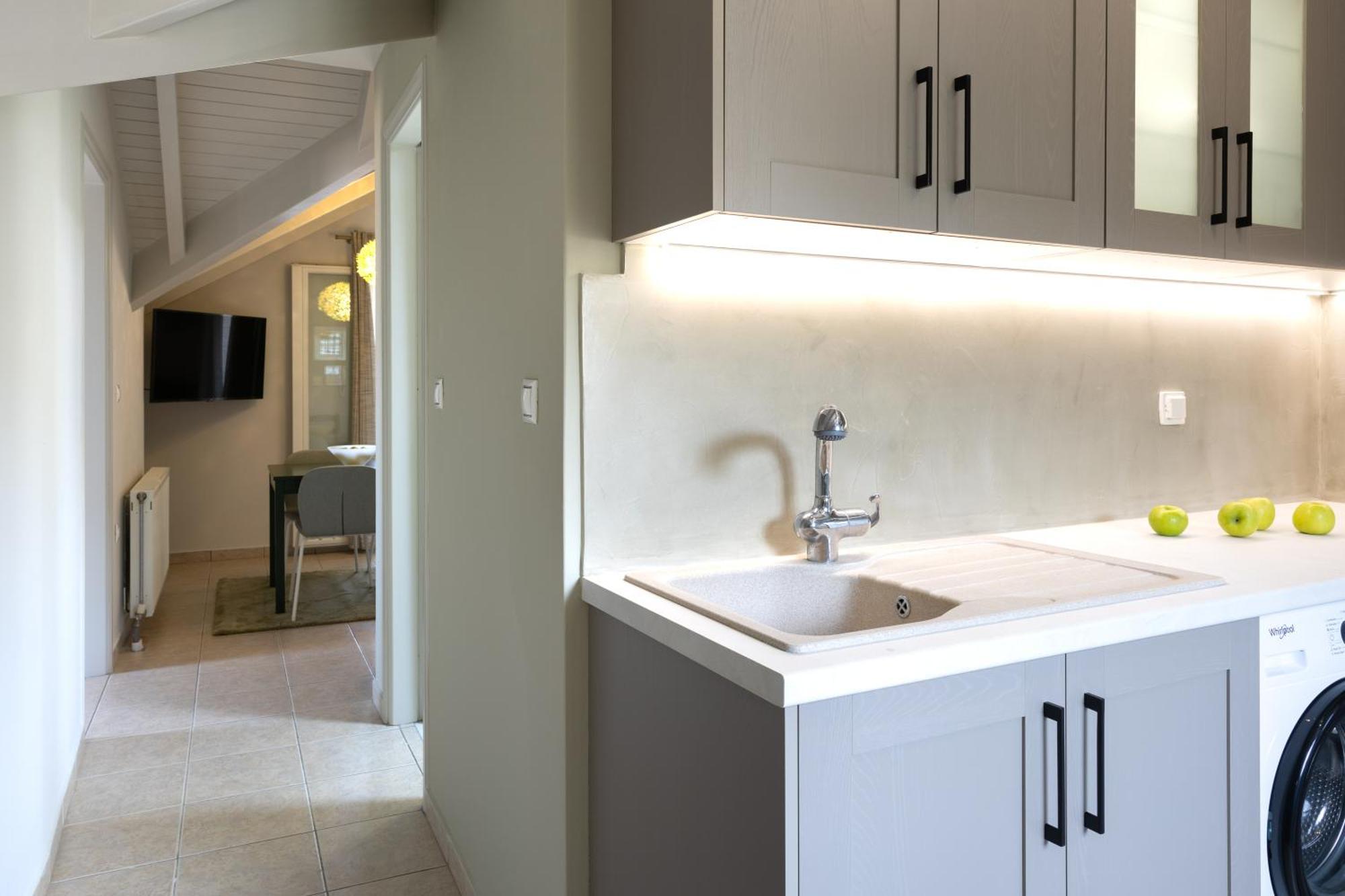 Domus City Apartment أرغوستولي المظهر الخارجي الصورة